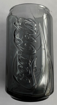 307029-2 € 4,00 coca cola mac Donalds vorm blikje zwart.jpeg